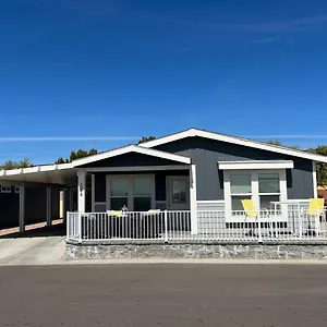 Holiday home Monte Vista Village 3 Bed 2 Bath Age 55 Community, Mesa